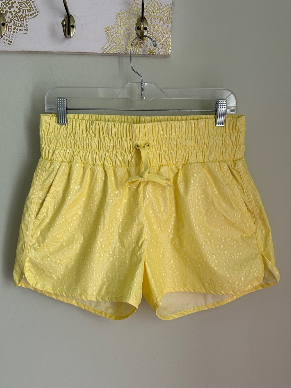 ZYIA Yellow Elastic Waist Athletic Shorts